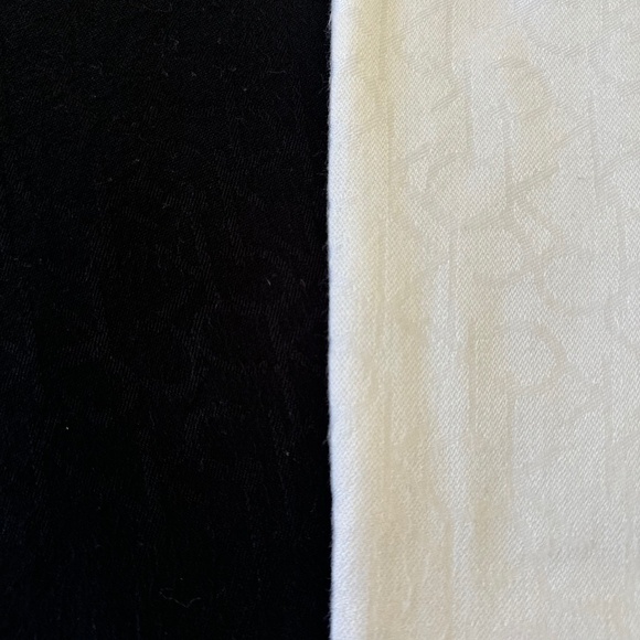 Set of 2 Classic Calvin Klein Scarf - Solid Black - Solid White Monogram - Picture 1 of 6